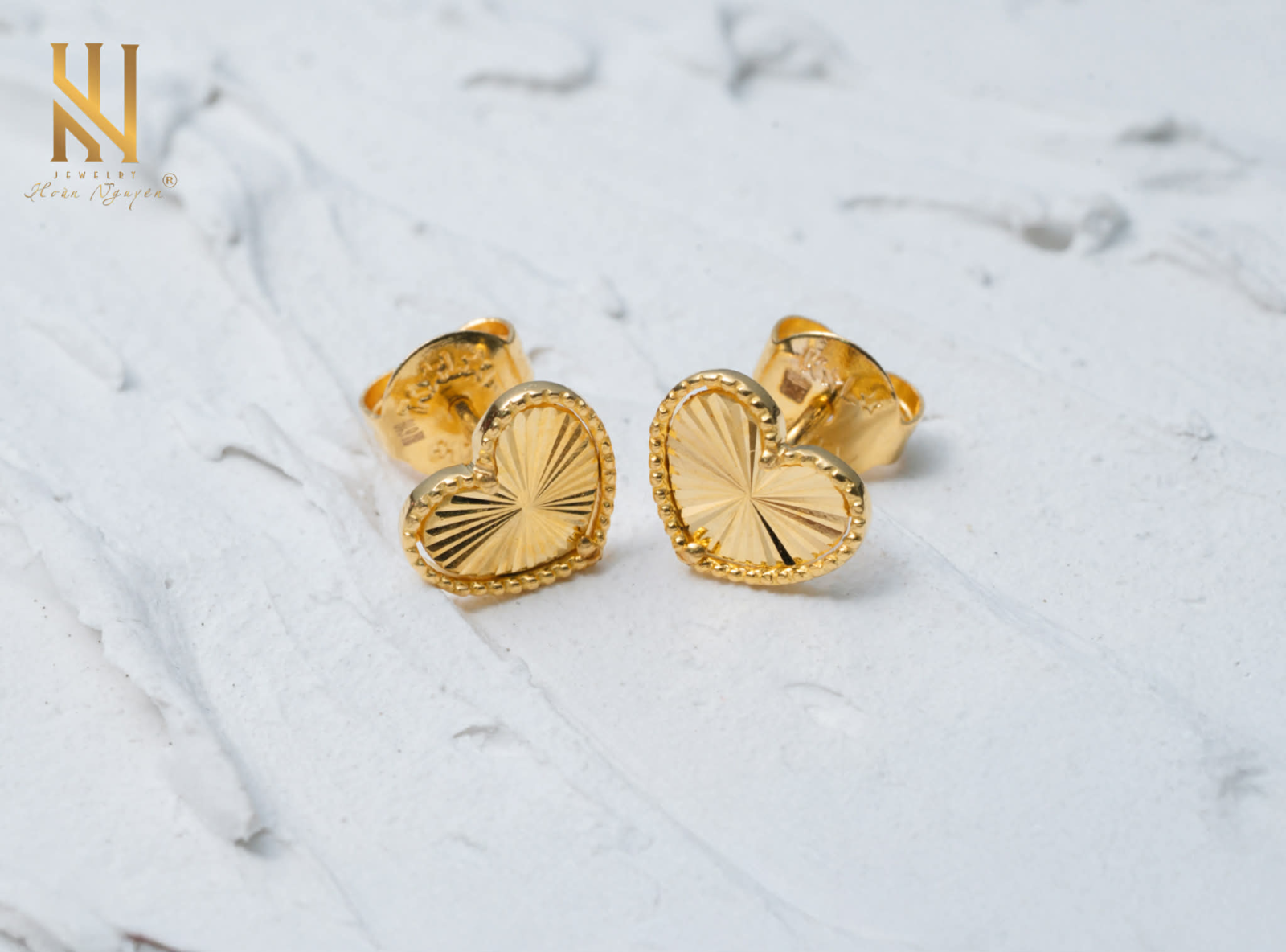 Mệnh Kim nên đeo trang sức gì